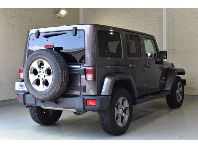 ラングラーアンリミテッド サハラ 4WD