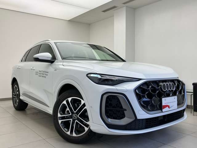 Q5TFSI クワトロ 150kW アドバンスト 4WD