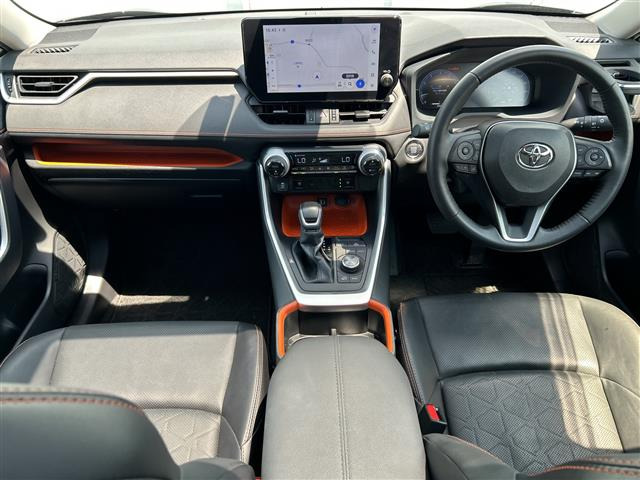 RAV42.0 アドベンチャー 4WD