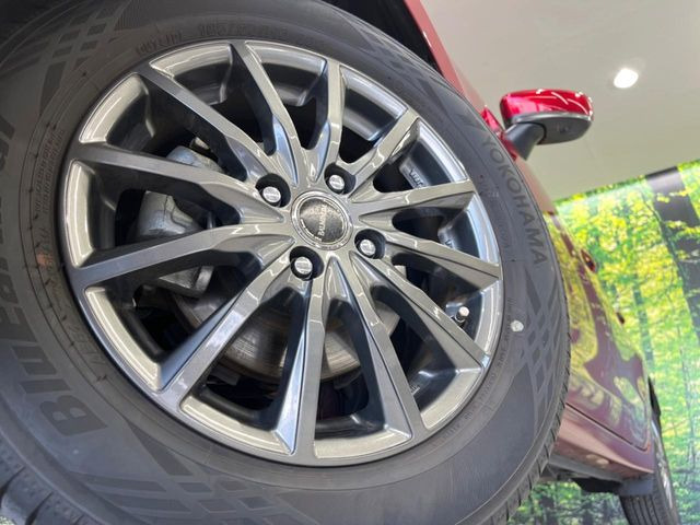 �y15�C���`�A���~�z�C�[���z�O�ςɃ}�b�`�����A���~�z�C�[���𑕒����Ă���܂��B�e��A���~�z�C�[����A�X�^�b�h���X�^�C�����戵�����Ă���܂��B���񂲑��k����������