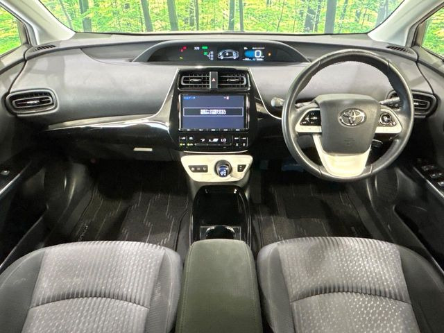 プリウス1.8 S セーフティ プラス