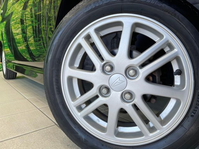 �y����14�C���`�A���~�z�C�[���z�O�ςɃ}�b�`���������A���~�z�C�[���𑕒����Ă���܂��B�e��ЊO�A���~�z�C�[����A�X�^�b�h���X�^�C�����戵�����Ă���܂��B���񂲑��k����������