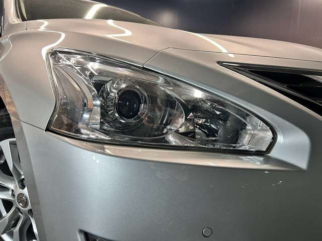 �yHID�w�b�h���C�g�z���ڂŁA�i�i�Ɏ��F����UP���܂�!�t�H�O�����vLED���I�X�X���ł���