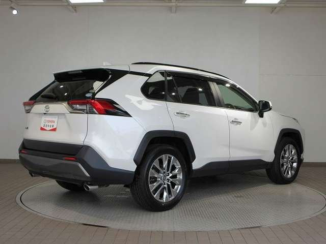 RAV4