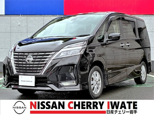 セレナ2.0 ハイウェイスターV 4WD