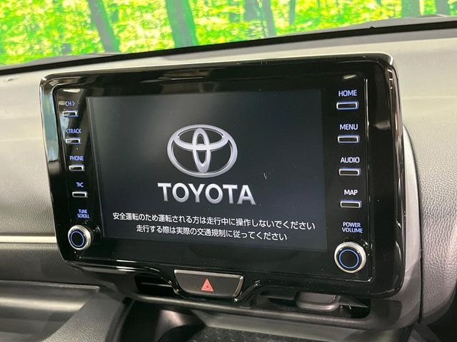 �y8�C���` �f�B�X�v���C�I�[�f�B�I�z���ʂ̃f�B�X�v���C��AppleCarPlay��AndroidAuto�����p�\�B�傫�ȉ�ʂŃX�}�z�i�r�A�v���������p���������܂���