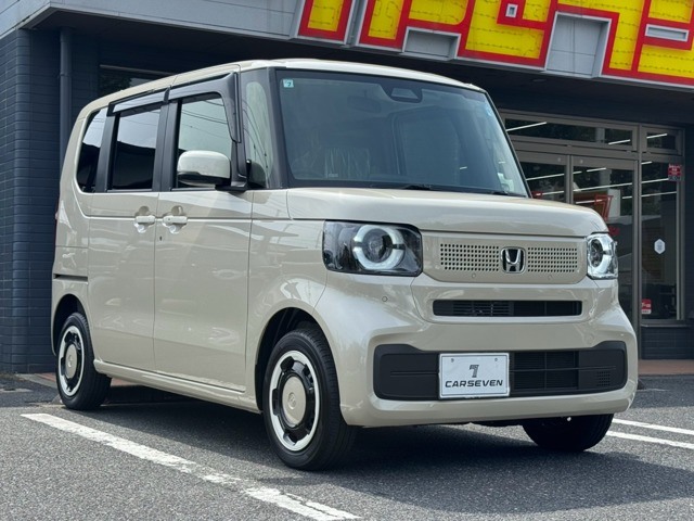 N-BOXファッションスタイル モノトーン 4WD