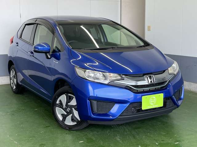 フィット1.5 ハイブリッド Fパッケージ 4WD