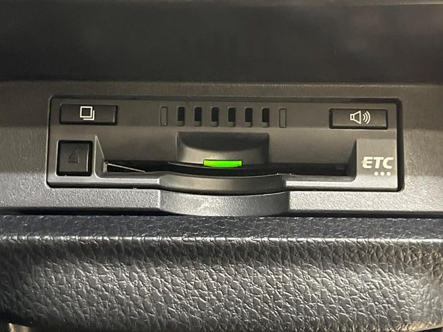 【ETC】高速道路の料金所をストレスなく通過!話題のスポットやサービスエリアに多い「スマートIC」利用時は必須のアイテムです。当店でセットアップを実施、ご納車当日からすぐにご利用いただけます!
