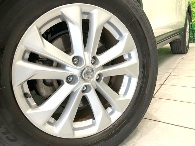 �y����17�C���`�A���~�z�C�[���z�O�ςɃ}�b�`���������A���~�z�C�[���𑕒����Ă���܂��B�e��ЊO�A���~�z�C�[����A�X�^�b�h���X�^�C�����戵�����Ă���܂��B���񂲑��k����������