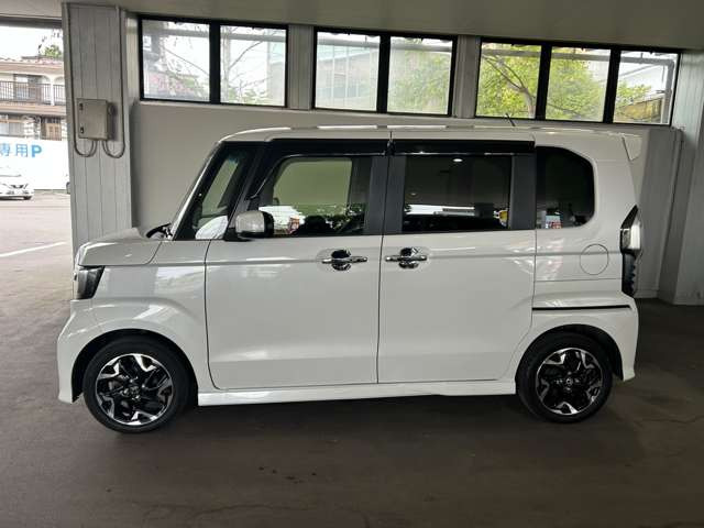 N-BOXカスタムEX ターボ 4WD