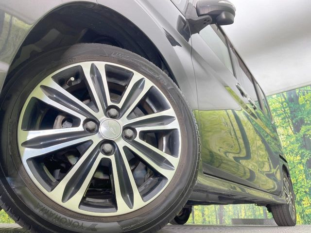 �y�����A���~�z�C�[���z�O�ςɃ}�b�`���������A���~�z�C�[���𑕒����Ă���܂��B�e��ЊO�A���~�z�C�[����A�X�^�b�h���X�^�C�����戵�����Ă���܂��B���񂲑��k����������