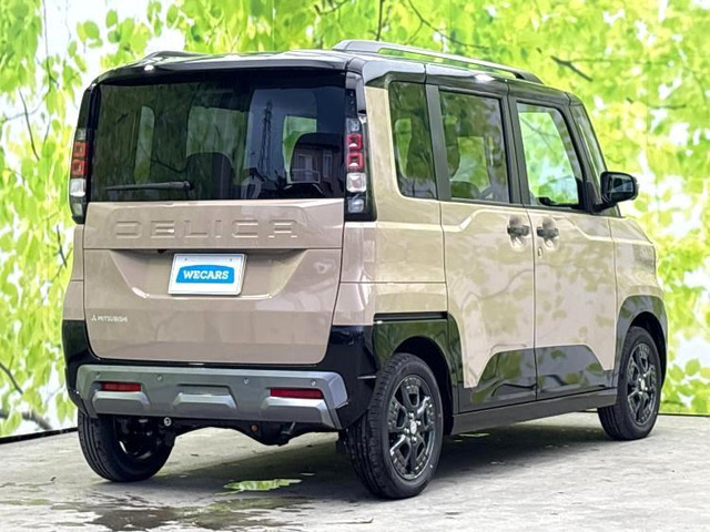 デリカミニT プレミアム デリマル パッケージ 4WD