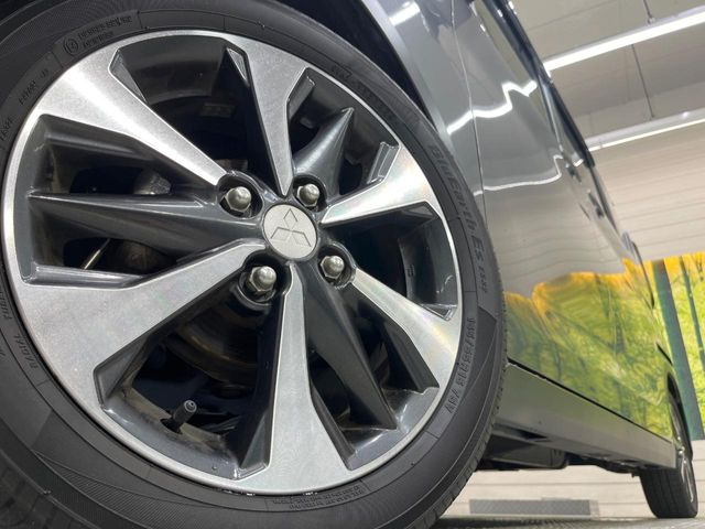 �y�����A���~�z�C�[���z�O�ςɃ}�b�`���������A���~�z�C�[���𑕒����Ă���܂��B�e��ЊO�A���~�z�C�[����A�X�^�b�h���X�^�C�����戵�����Ă���܂��B���񂲑��k����������