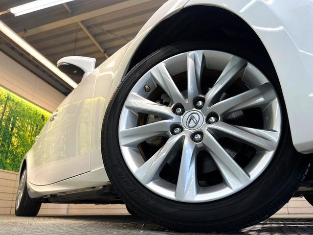 �y�����I�v�V����17�C���`�A���~�z�C�[���z�����I�v�V�����z�C�[���𑕒��B���s���\�̌���ɉ����A�O�ς����X�^�C���b�V���ɂȂ��Ă��܂��B