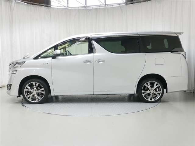 ヴェルファイアハイブリッド 2.5 X E-Four 4WD