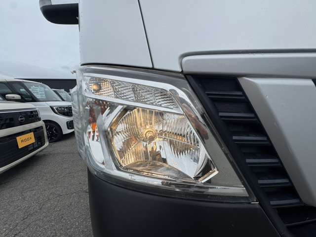 NV350キャラバン2.5 DX ロング ディーゼル 4WD
