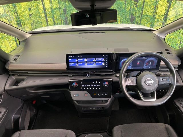セレナ1.4 e-POWER ハイウェイスターV