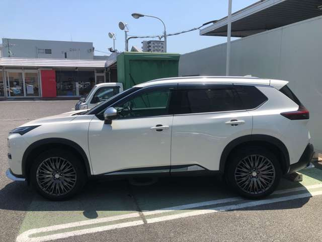 エクストレイル1.5 AUTECH アドバンスド パッケージ e-4ORCE 4WD