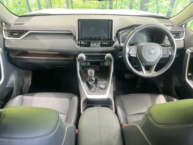 RAV42.5 ハイブリッド G E-Four 4WD