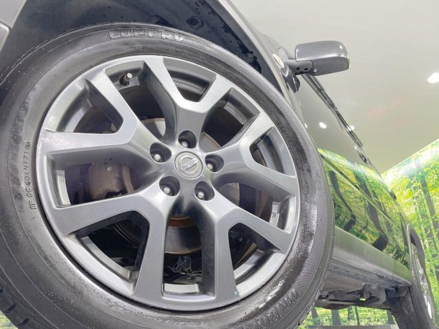 �y����18�C���`�A���~�z�C�[���z�O�ςɃ}�b�`���������A���~�z�C�[���𑕒����Ă���܂��B�e��ЊO�A���~�z�C�[����A�X�^�b�h���X�^�C�����戵�����Ă���܂��B���񂲑��k����������