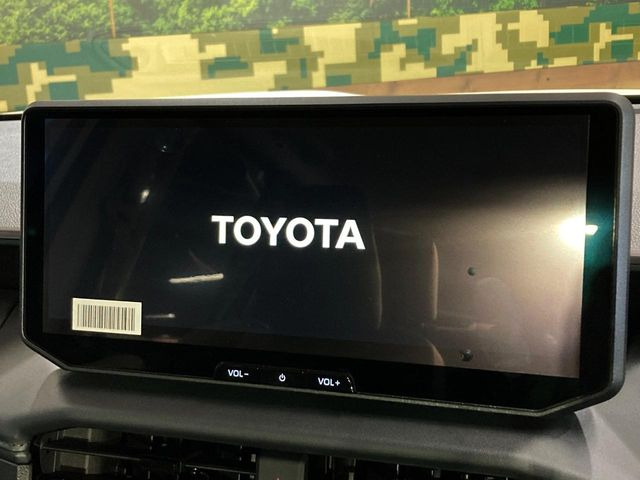�y12.9�C���` �f�B�X�v���C�I�[�f�B�I�z���ʂ̃f�B�X�v���C��AppleCarPlay��AndroidAuto�����p�\�B�傫�ȉ�ʂŃX�}�z�i�r�A�v���������p���������܂���