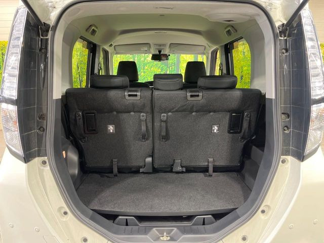 普段のお買い物や通勤、送迎等に十分な荷室スペースを確保しております。セカンドシートを倒すと、大きな荷物の積載も可能です♪