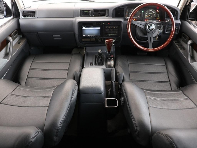ランドクルーザー804.5 VXリミテッド 4WD