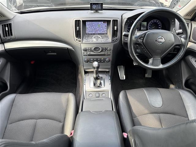 スカイライン3.7 370GT タイプS