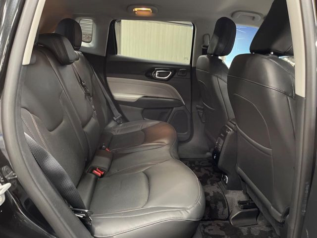 ���㕔���Ȃ��C�ɂȂ�悤�ȃL�Y�E�����ւ��蓙�A�傫�ȃ_���[�W�͂Ȃ��A�ǍD�ȏ�Ԃł��B