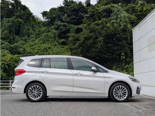 2シリーズグランツアラー218d ラグジュアリー