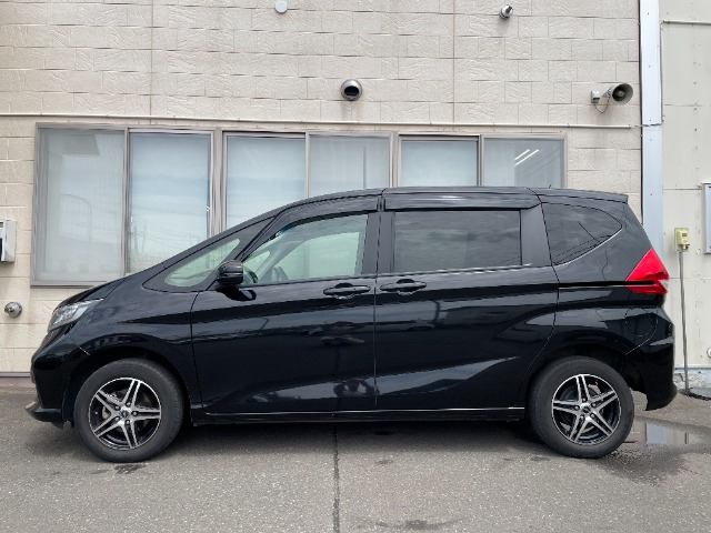 フリード1.5 G ホンダセンシング 4WD