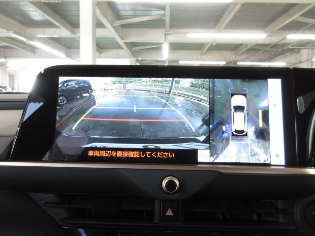 クラウンスポーツ2.5 Z E-Four 4WD