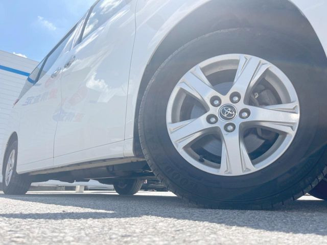 �y�����A���~�z�C�[���z�O�ςɃ}�b�`���������A���~�z�C�[���𑕒����Ă���܂��B�e��ЊO�A���~�z�C�[����A�X�^�b�h���X�^�C�����戵�����Ă���܂��B���񂲑��k����������
