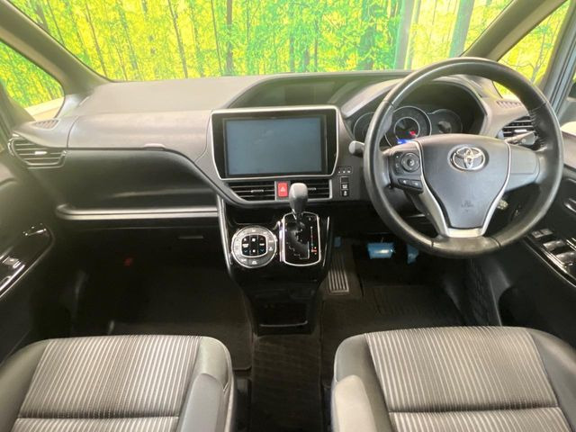 ヴォクシー2.0 ZS