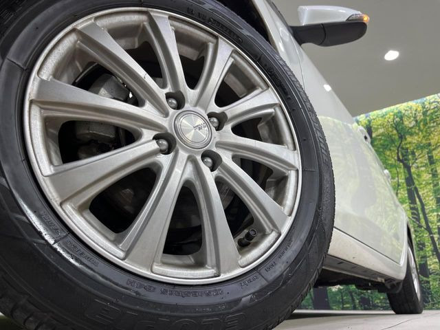 �y15�C���`�A���~�z�C�[���z�O�ςɃ}�b�`�����A���~�z�C�[���𑕒����Ă���܂��B�e��A���~�z�C�[����A�X�^�b�h���X�^�C�����戵�����Ă���܂��B���񂲑��k����������