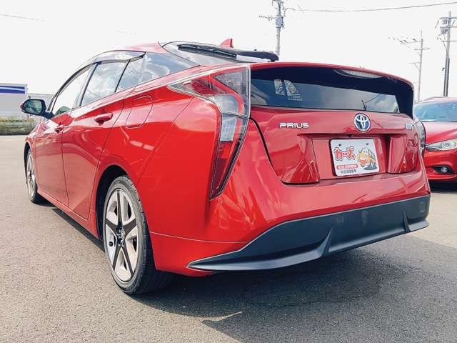 当店では軽自動車から普通車まで幅広くオールメーカーの車種・色・グレードを豊富に揃えております。