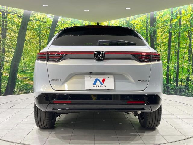 安心の最長10年・走行無制限保証(有償)をご用意。保証内容も充実はもちろん、無料点検&オイル交換や、年中無休の全国・24時間ロードサービスも付帯されておりますのでご安心下さい。