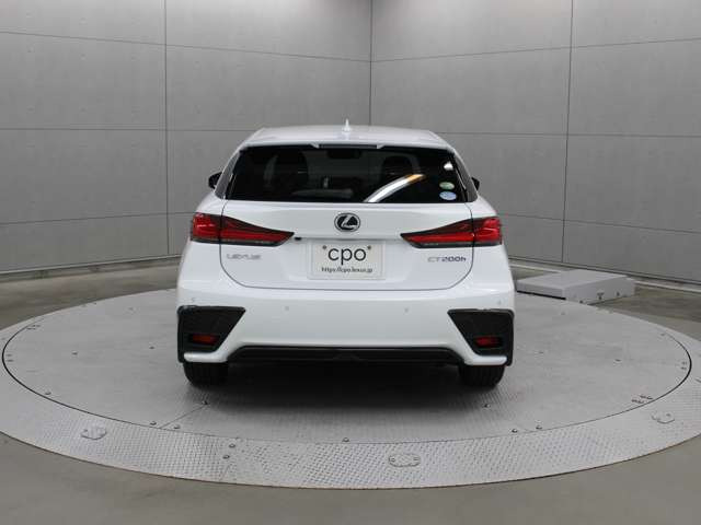 CT200h Fスポーツ