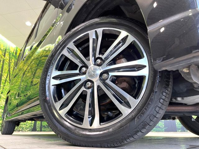 �y����15�C���`�A���~�z�C�[���z�O�ςɃ}�b�`���������A���~�z�C�[���𑕒����Ă���܂��B�e��ЊO�A���~�z�C�[����A�X�^�b�h���X�^�C�����戵�����Ă���܂��B���񂲑��k����������