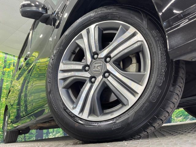 �y����16�C���`�A���~�z�C�[���z�O�ςɃ}�b�`���������A���~�z�C�[���𑕒����Ă���܂��B�e��ЊO�A���~�z�C�[����A�X�^�b�h���X�^�C�����戵�����Ă���܂��B���񂲑��k����������