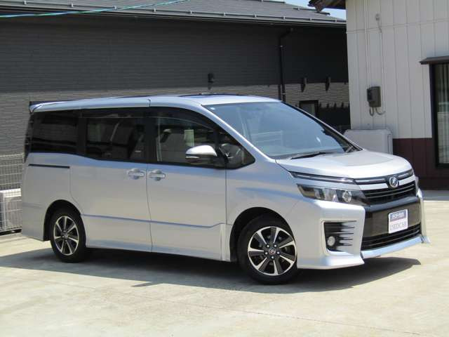 ヴォクシー2.0 ZS