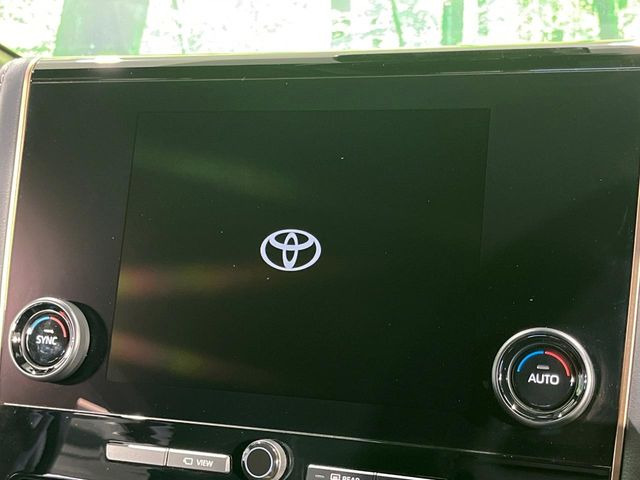 �y9.8�C���` �f�B�X�v���C�I�[�f�B�I�z���ʂ̃f�B�X�v���C��AppleCarPlay��AndroidAuto�����p�\�B�傫�ȉ�ʂŃX�}�z�i�r�A�v���������p���������܂���