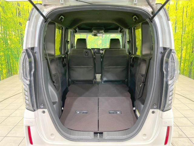 普段のお買い物や通勤、送迎等に十分な荷室スペースを確保しております。セカンドシートを倒すと、大きな荷物の積載も可能です♪