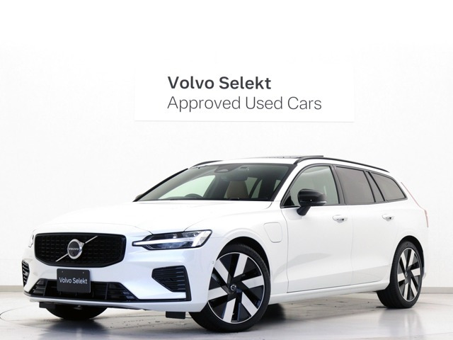 V60ウルトラ T6  AWD プラグインハイブリッド 4WD