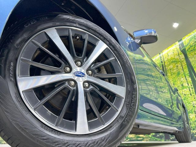 �y����16�C���`�A���~�z�C�[���z�O�ςɃ}�b�`���������A���~�z�C�[���𑕒����Ă���܂��B�e��ЊO�A���~�z�C�[����A�X�^�b�h���X�^�C�����戵�����Ă���܂��B���񂲑��k����������