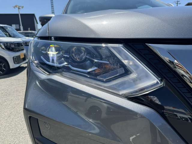 エクストレイル2.0 20Xi Vセレクション 4WD