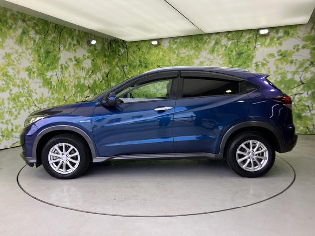 ヴェゼル1.5 ハイブリッド X Lパッケージ 4WD