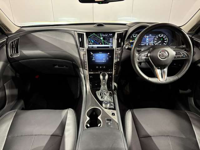 スカイライン3.5 ハイブリッド GT タイプP