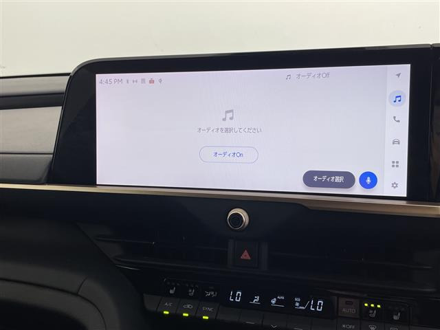 クラウンクロスオーバー2.5 G アドバンスト レザー パッケージ E-Four 4WD